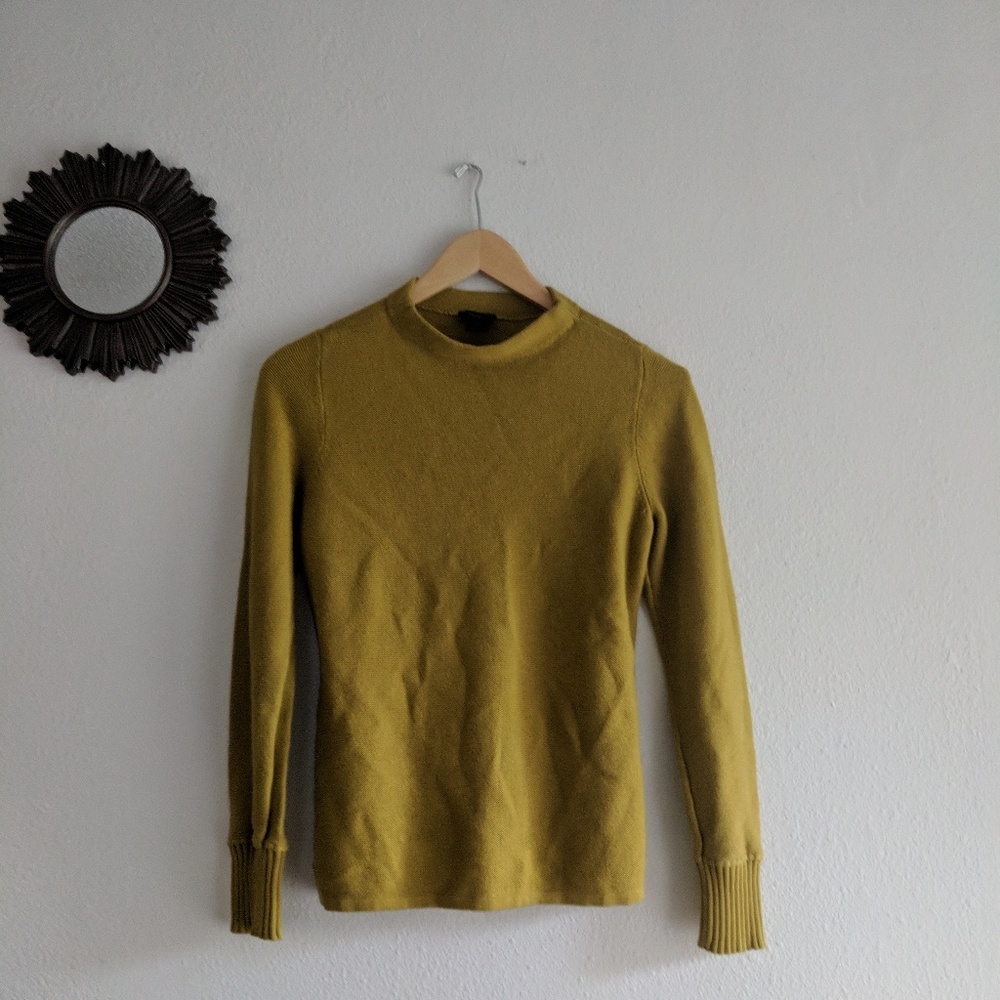 Ann Taylor Pullover Sweater Size Small